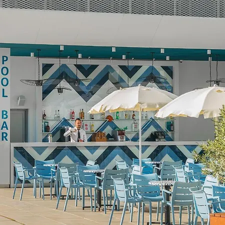 Отель Astoria Inclusive- Private & Club Золотые Пески