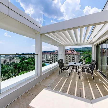 מלון Astoria Inclusive- Private & Club 4*