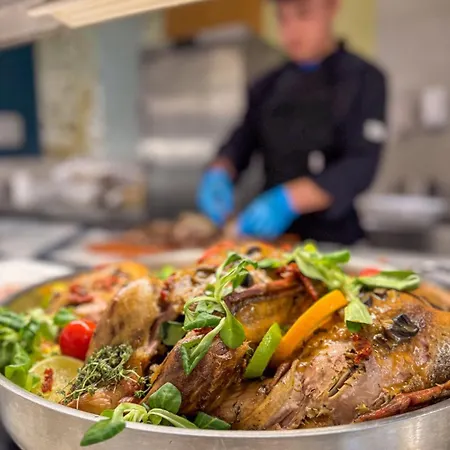 Отель Astoria Inclusive- Private & Club