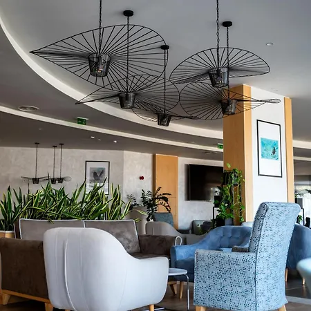 Astoria By Astoria Collection Hotel 4*