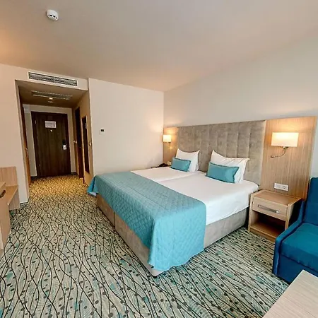 Astoria Inclusive- Private & Club 酒店 4*