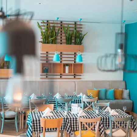 Astoria Inclusive- Private & Club Отель